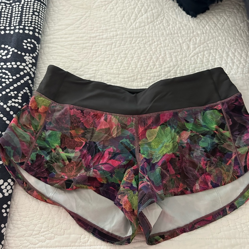 Lululemon speed up shorts
